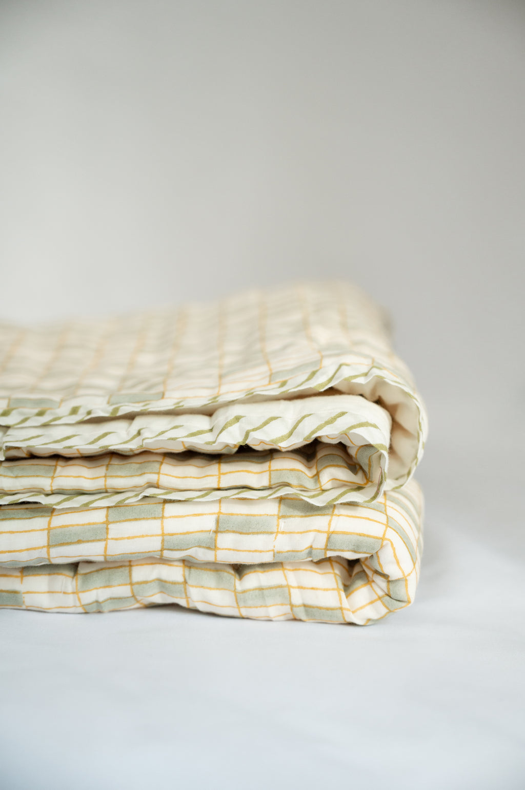 Journey of a river - Hand Block Printed - Throw - 50 X 70 inch 