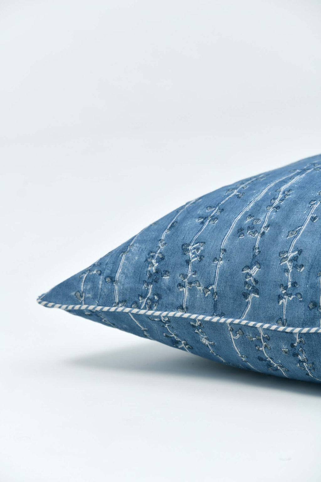 MEMORY GARDEN - BLOCK PRINTED CUSHION COVER