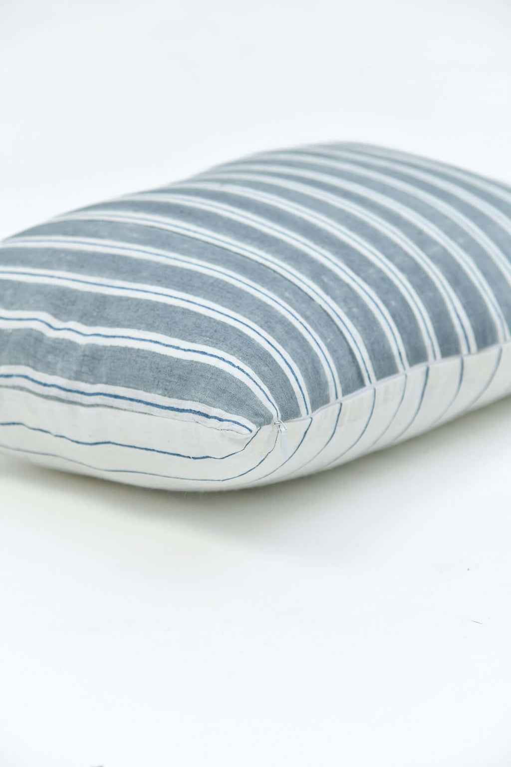 SOFT HORIZON - HAND BLOCK PRINTED CUSHION COVER